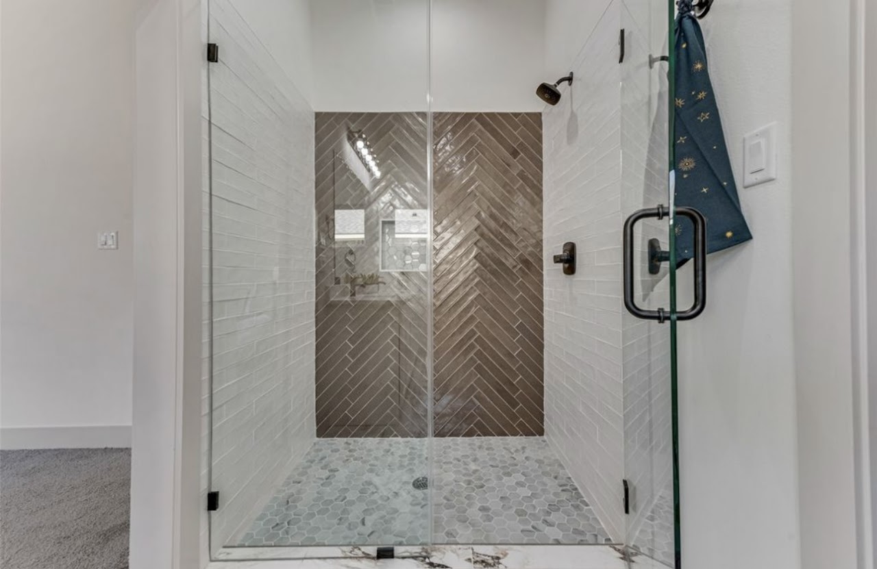 Denmark Street Residence - Image 2