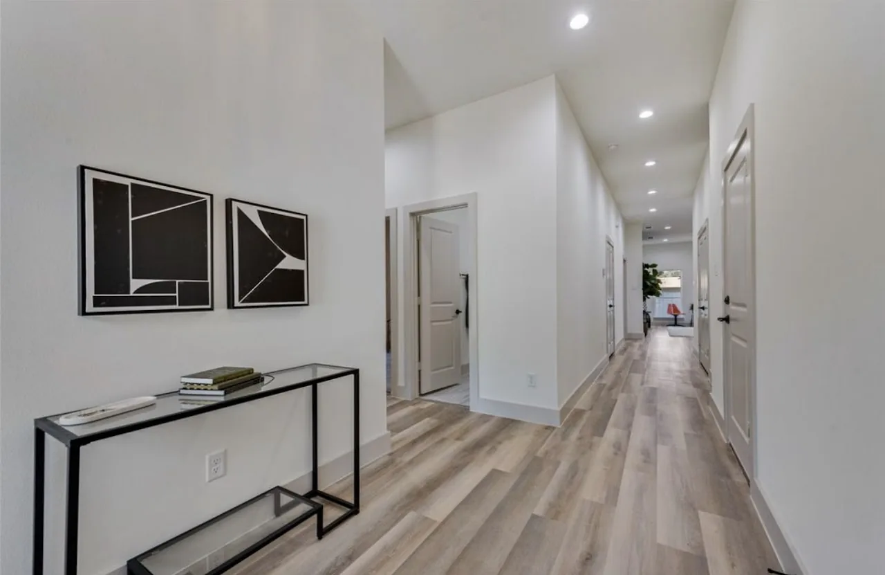 Denmark Street Residence - Image 4